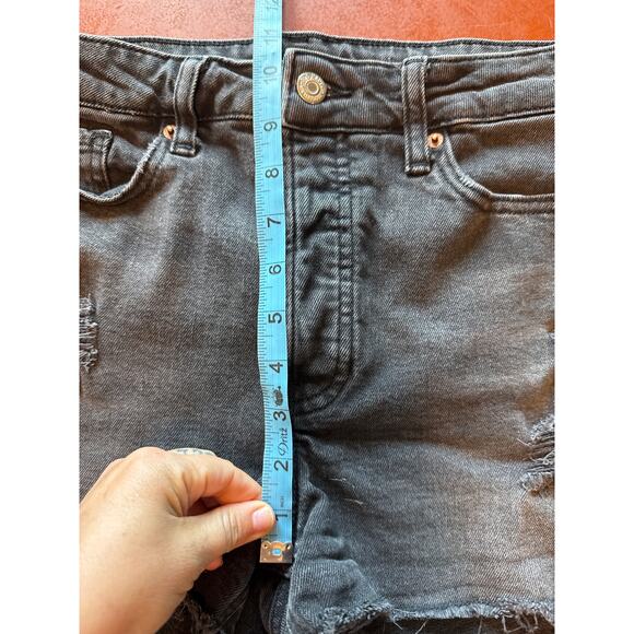 Old Navy High Rise OG Straight Denim Shorts Black Women’s Size 8 - Picture 6 of 7